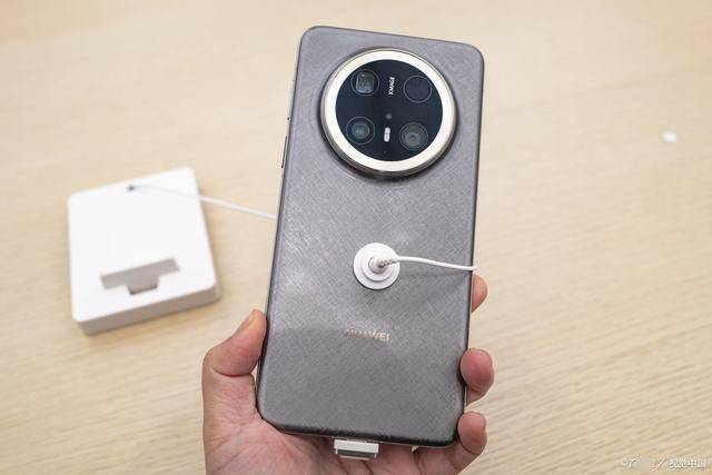 60pro屏幕材质详细解析PP电子网站华为mate(图1)